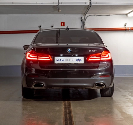 BMW Seria 5 cena 169000 przebieg: 78600, rok produkcji 2017 z Narol małe 46